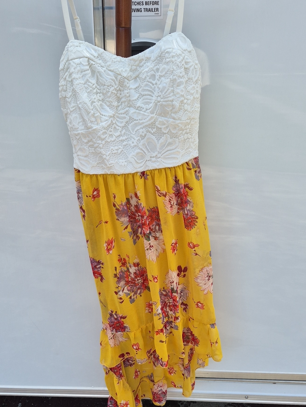 AUW White Lace Top Yellow Floral Midi Dress
